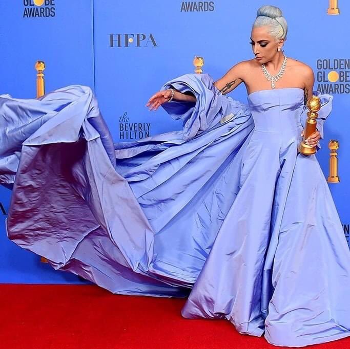 Zoro1000v's tweet photo. Lady gaga is the first female artist who mastered all 4 elements.. a legend https://t.co/rQbSSumF9T