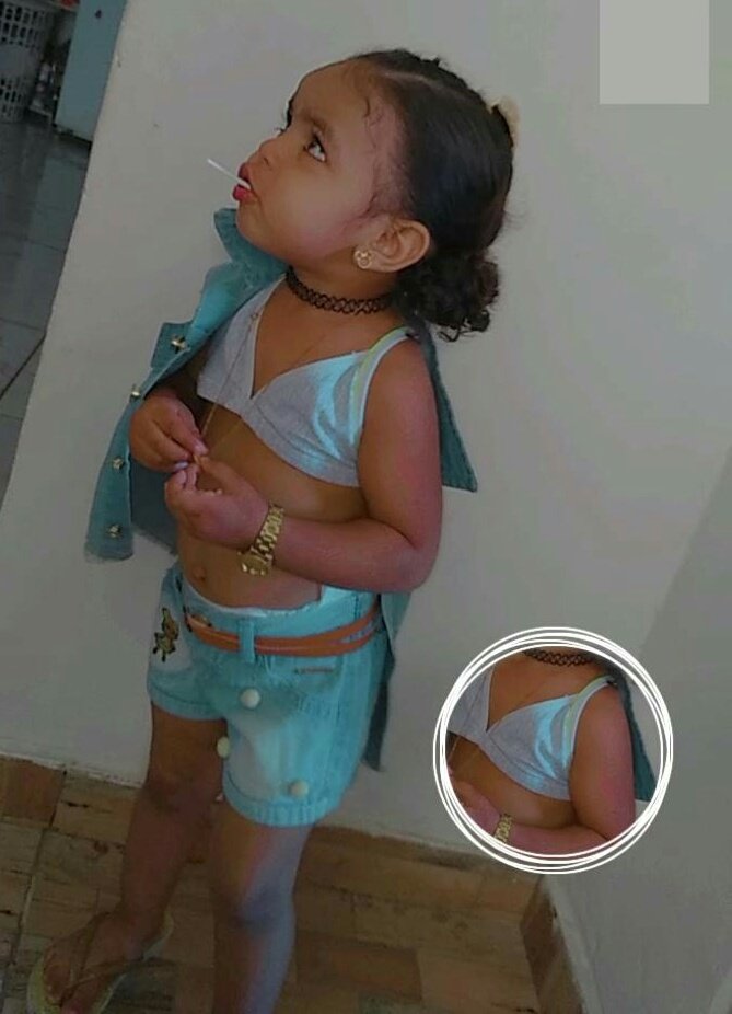 RubroOoNegraa's tweet photo. Diinda ama qd tentamos brincar de alguma coisa e vc fica assim , encantada e paralisada cm esses olhinhos pra mim๐ฅบ๐ค๐ป๐
#Meutdo
#MhViida
#Mhpequena https://t.co/3aqjetcvgp