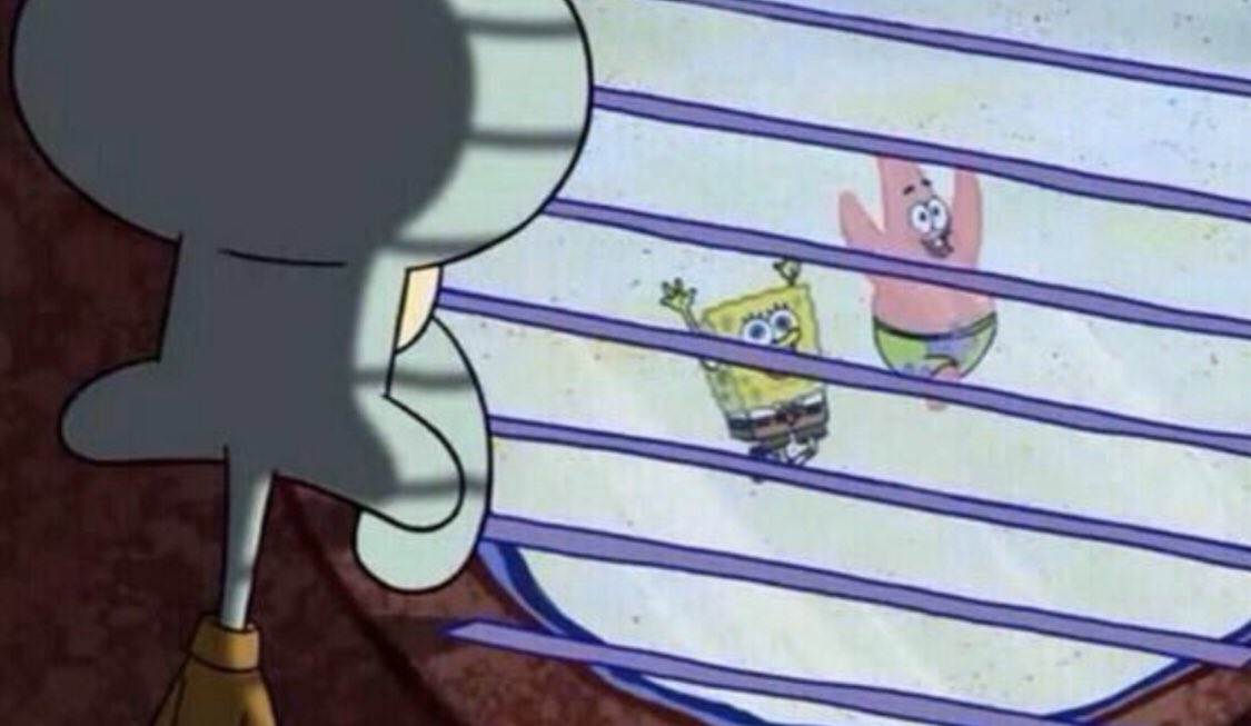 23Nicky_Filet23's tweet photo. essential workers right now https://t.co/XiVMxtvOV8