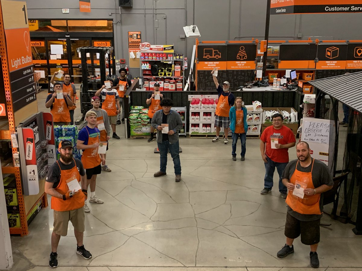 Freight appreciation!! For all you do to keep Team Spring stocked and ready to support our community daily.  Thank you! 
<a href="/AngelaDesJardi5/">Angela Des Jardin</a> 
@FulfordUlanda 
<a href="/rsheffield422/">Robert Sheffield</a> 
@portillo_zule 
@ssimmons29