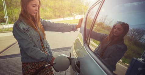 CarFromJapan's tweet photo. How does a Regular Gas differ from Premium Gas? 🧐

https://t.co/E6S08A6z8Z

#CarFromJapan #CFJ #CarMaintenanceTips #RegularGas #PremiumGas https://t.co/SCFC8DNDER