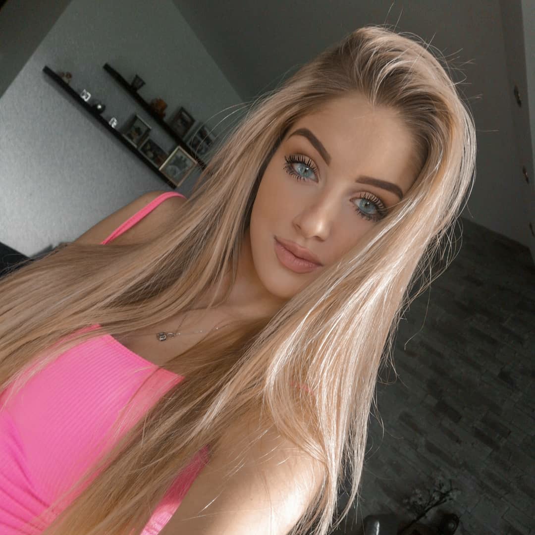 JasmineFloe's tweet photo. #NewProfilePic https://t.co/ZGRObGIb6x