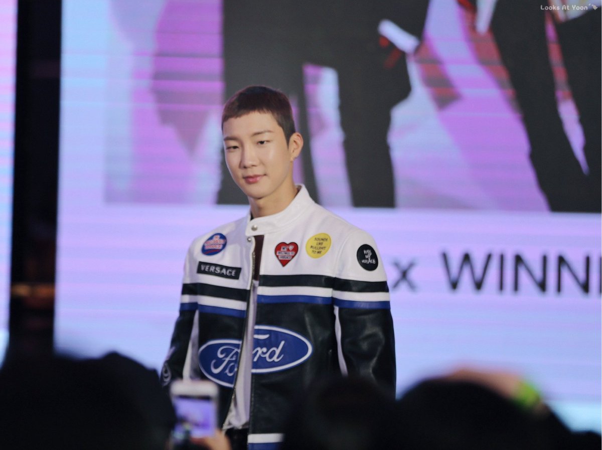 🦁️💙

#이승훈_너를위한_세레나데