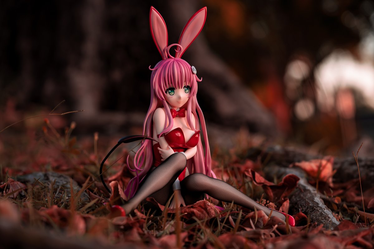 SenpaiZ34's tweet photo. Wow, i didn't know such a blessed holiday existed. #NationalAnimeDay Here is a set of figure photos to celebrate the day! Oh, and a sneak preview of this Friday's newest figure photo shoot! 

@AmiAmi_English https://t.co/jD6eIxqbt5