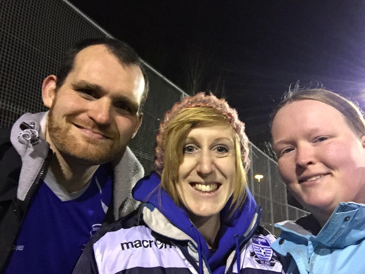 amywebbie's tweet photo. Thanks @hollswebbo 

I nominate @anth_anth and @Martinlufc95 

Once nominated you have 24 hours to post a picture of yourself as a coach/player or donate £30 to a local charity. https://t.co/C8mU7tuTHY