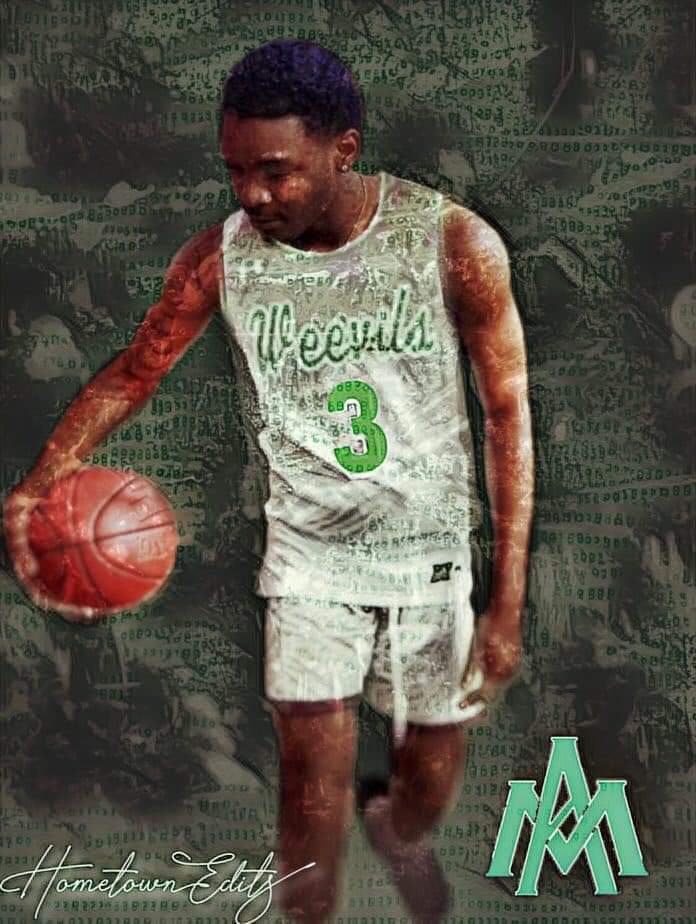CoahomaSports's tweet photo. CCC Basketball Standout Cornelius Holly has signed a scholarship to the University of Arkansas-Monticello. Tiger Nation wants to congratulate him and wish him the best on the next level. #CCCHoops #CoahomaStrong https://t.co/K0h782l6Jl