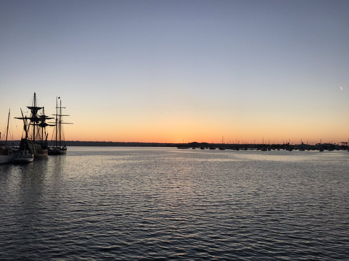 DrAndyBaldwin's tweet photo. San Diego sunset https://t.co/W6gP4Y6TcW