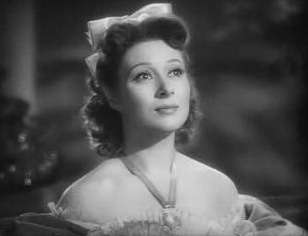 26: It may be the fact that they both played Elizabeth Bennet but I do see some Jennifer Ehle in Greer Garson's face!