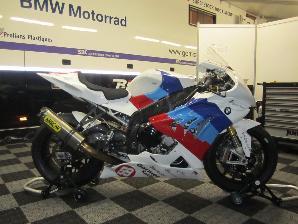 David Mcfadden tweet media