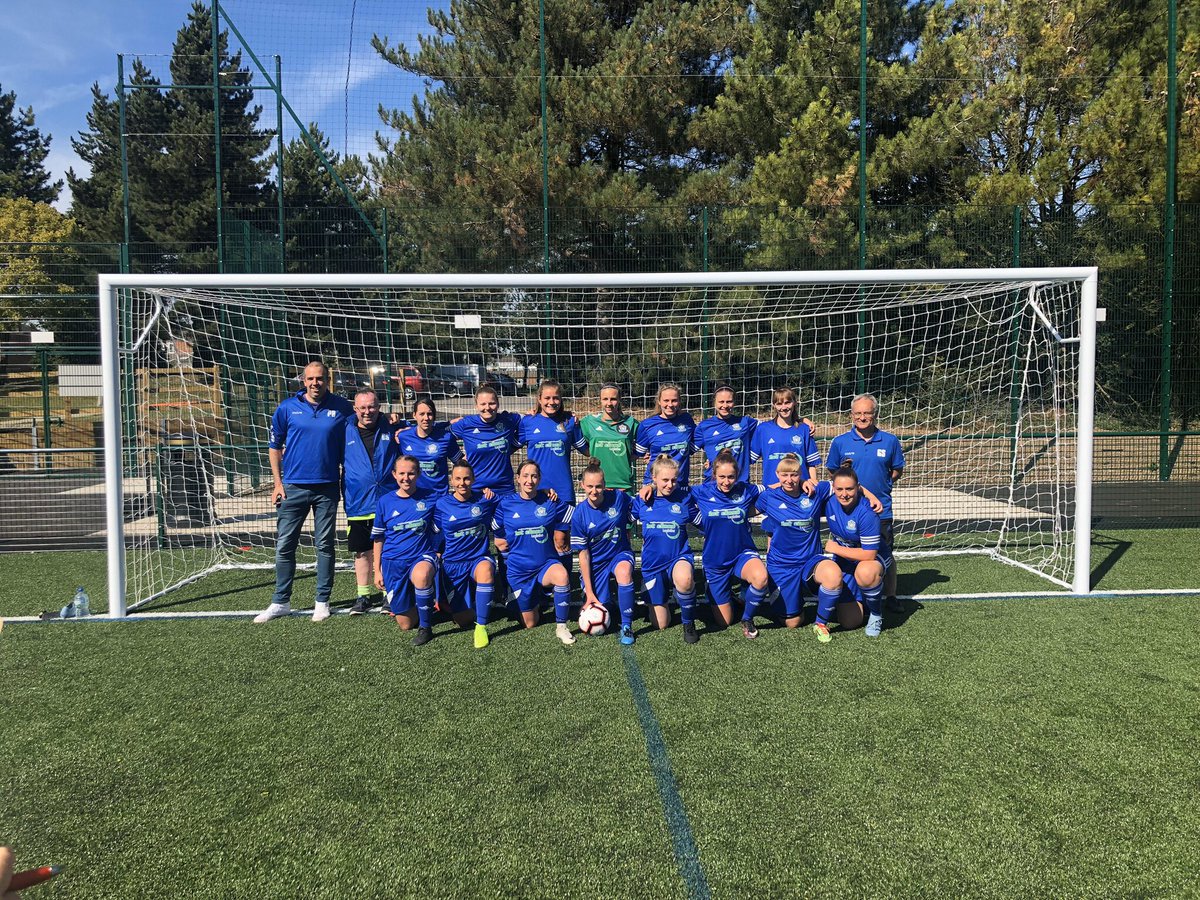 Thank you <a href="/RCFCLadies/">Rushmoor Community FC Women</a> &amp; <a href="/USWomenFC/">United Services Portsmouth FC Women</a> for our nomination!

Tag 5 teams. Once nominated you have 24 hours to post a photo or donate £30 to charity. We nominate <a href="/GosportBoroLFC/">Gosport Borough Ladies FC</a> @eastcowesladies <a href="/EastleighLFC/">Eastleigh Women</a>  <a href="/ShanklinLFC/">Shanklin Ladies FC</a> <a href="/AltonLFC/">Alton FC Women & Girls</a>