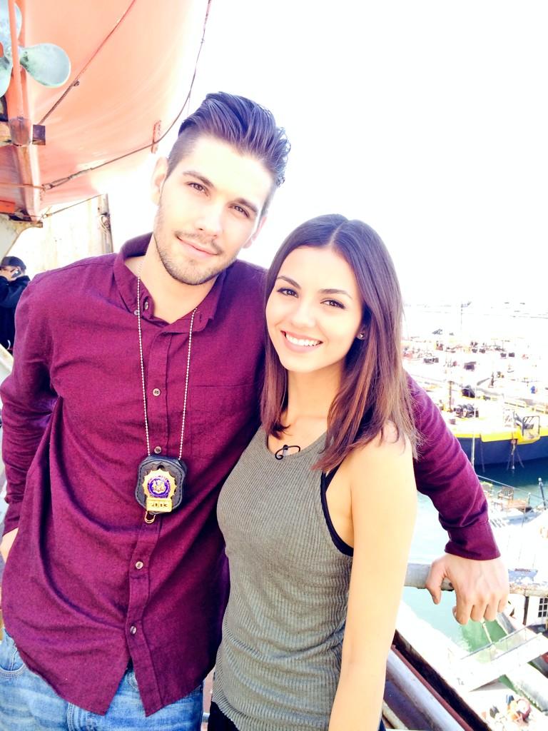 caseydeidrickgr's tweet photo. Sooo I decided to post this photo cause I started rewatching Eye Candy the other day maybe for the 10th time, I don't know 😂 But these two were a part of my teenage years and I am really blessed to support them! ❤ @CaseyDeidrick @VictoriaJustice #mtveyecandy https://t.co/3PBXFvIbG0