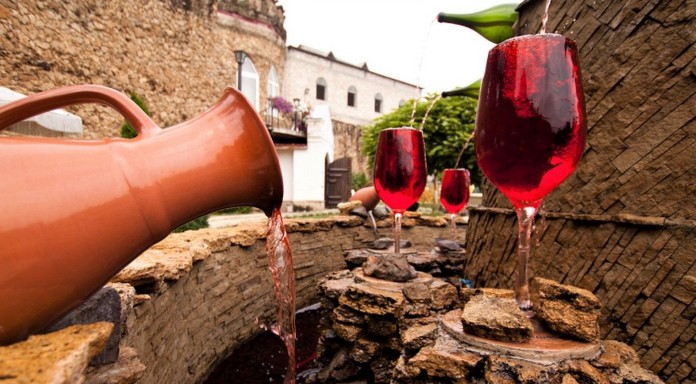 TVP Adventures on X: There is a free wine fountain in Italy that dispenses  red wine round the clock. Did you get that? Free red wine! What would you  do with unlimited