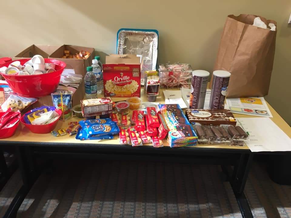 fhsu_us4u's tweet image. FHSU students,
The Tiger Food Exchange is open 8:30am-10:30am MWF in the Meadowlark room of the Union. @fhsufoodnhunger @FoodAtFHSU