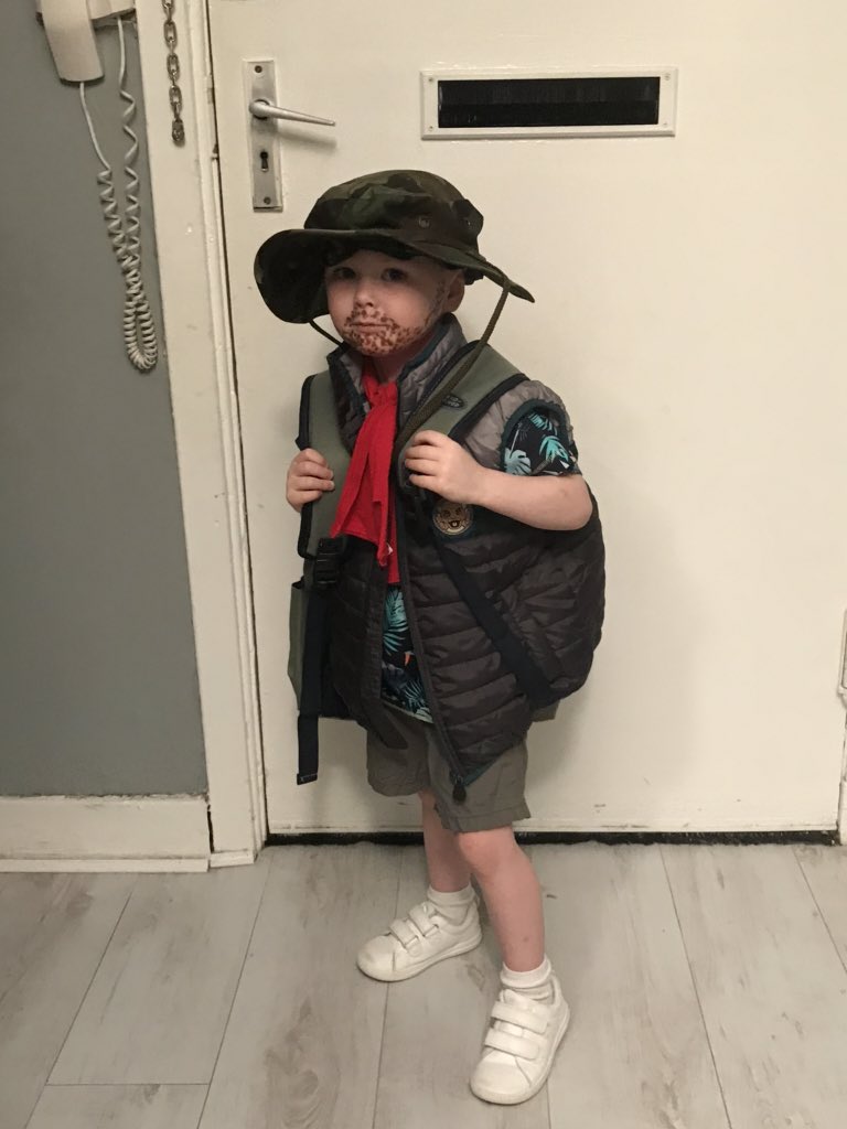 mulligan1982's tweet photo. @KevinHart4real my boy loves you in Jumanji 😂👏 https://t.co/goh4zbK8p5