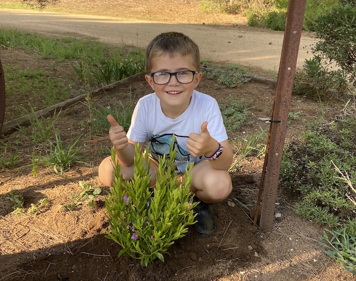 wildwarriors's tweet image. Visionary Wildlife Warrior, Noah, planted a tree for his conservation mission last month! Way to go, Noah! If you are aged between 4 and 17 and love wildlife, register for our Visionary Wildlife Warrior program here: bit.ly/BecomeaVisiona…