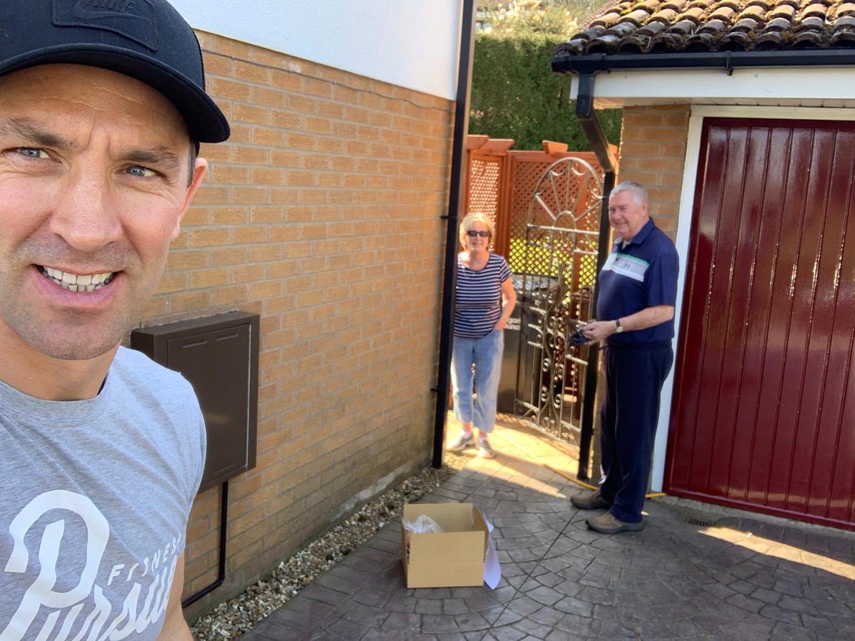 StevePrescott1's tweet photo. #Saint @JohnnyVegasReal has a busy day collating #PPE masks for our great friends @wbhospice we have two phenomenal replacements to deliver @EcclestonArms Essential Items alongside the @BrookOA heroes! @PScully13 #JackBennett #StayHomeSaveLives call 01744881881 #StHelensTogether https://t.co/UfJ8oaS68s