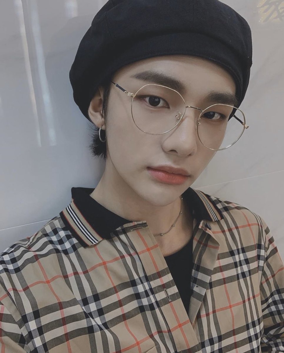 here& #39;s a thread of hwang hyunjin wearing berets have a great day uwu