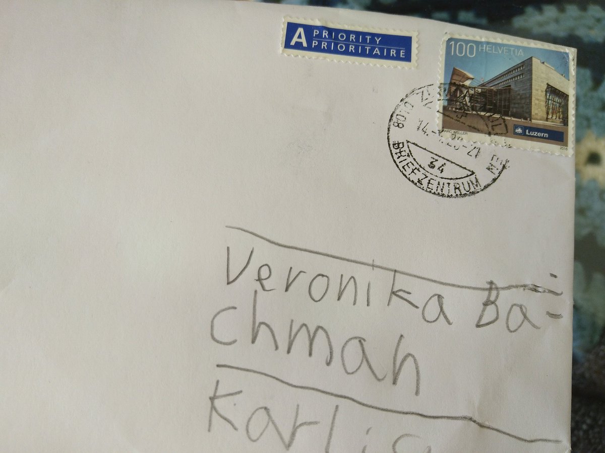 Veronika Bachmann On Twitter Ob Die Post Nun Auch Bei Den Briefen An Die Grenze Kommt Weil Kinder Entdecken Dass Man Sich Richtige Briefe Schreiben Kann Postschweiz Coronazeiten Https T Co Sgdqaobi4s