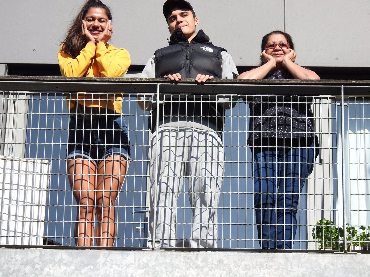 I asked Tais to bring something she loved to her balcony and she brought out her Mum and her son. #LoveInATimeOfIsolation