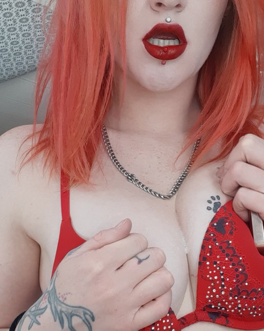 Retweet if you want these pretty little slutty lips wrapped around your cock #horny #cocktribute #cumslut<a href="/tag/horny"class="tags"><span>#horny</span></a><a href="/tag/cumslut"class="tags"><span>#cumslut</span></a><a href="/tag/cocktribute"class="tags"><span>#cocktribute</span></a>