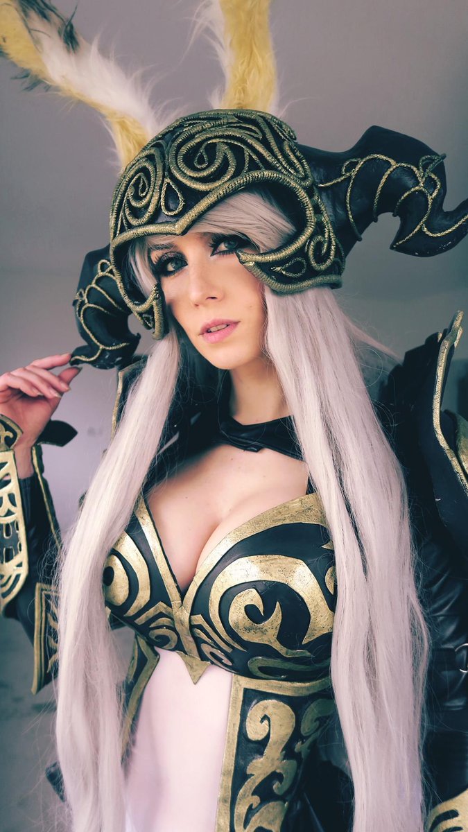 BeauPeep1's tweet photo. Judge Fran - the Easter bunny that will judge you :P
So come on how many Easter eggs have you eaten so far? :P I’m on 2 haha but I’m eyeing up my 3rd 🥚
#judgefran #cosplay #ffxiv #finalfantasy #franfinalfantasy #bunnygirl #armour https://t.co/Ys9p6SSZCA