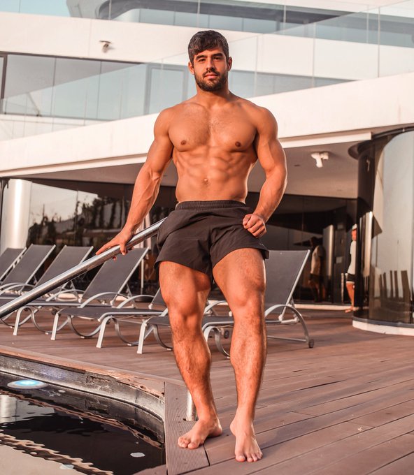 mateo_privatex's tweet photo. Home Quarantine would suck a little less if you could go to my https://t.co/LwbO0gb5HH .. Have fun and enjoy 1 Month free access !!! Also add me snap for chitchats!! 
snap : dann00dannx https://t.co/qgwvmuMHHV