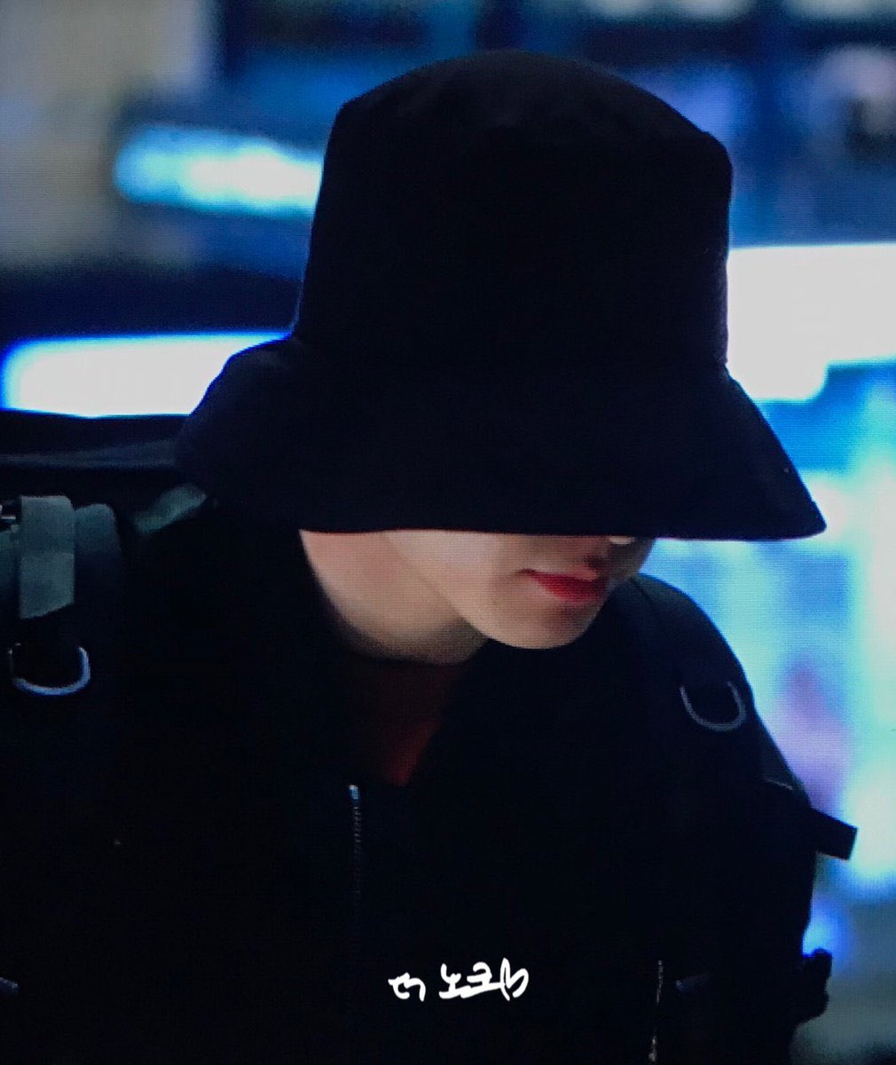 jungkook in bucket hats; a thread  @BTS_twt