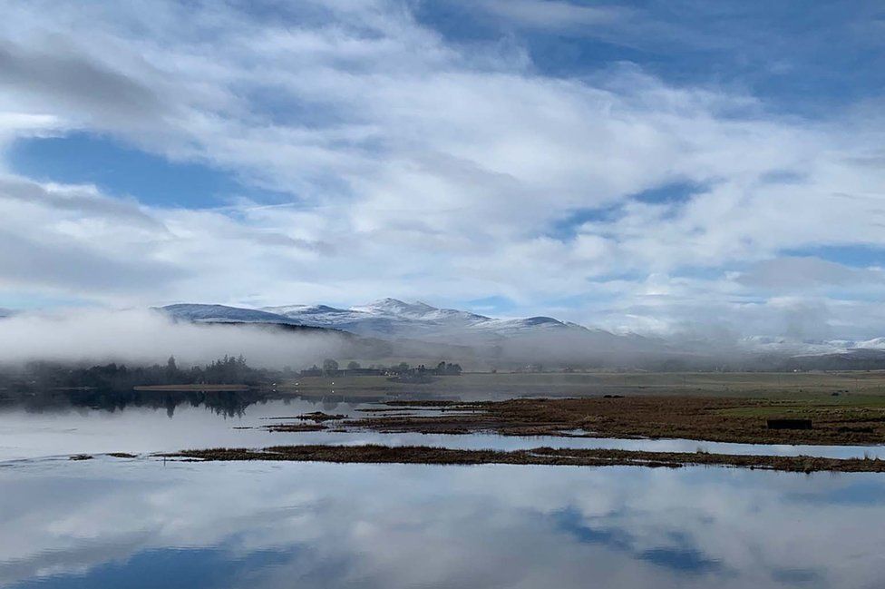 BBCScotlandNews's tweet photo. #ViewFromMyLoo - Photographs taken from a bathroom with one of the best views in Scotland are offering some #coronavirus lockdown relief https://t.co/Hr7txW3GpC https://t.co/USYQH5RW2R