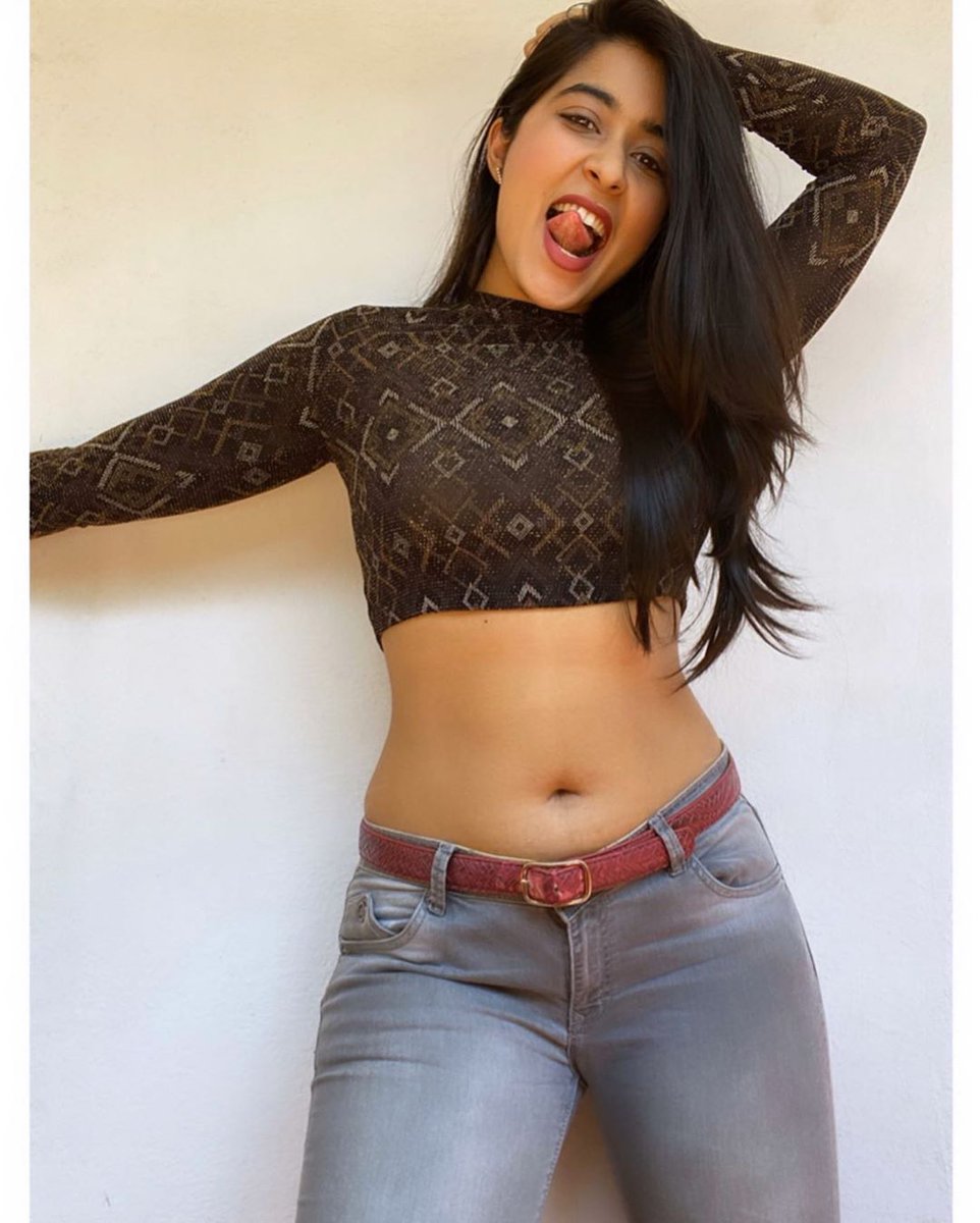 BeautiesPlanet's tweet image. #navel #Navellovers #EatEggsforImmunityChallenge #SalmanKhan #CoronaWillEndSoon #ChiyaanVikram #restezalamaison #restateacasa #blijfgezond #Corona #Covid_19 #coronavirus #samsungnobbb #COVID19 #day21oflockdown #BREAKING #catsjudgingkellyanne #CoronaVirusUpdate #Dubai #festabbb #