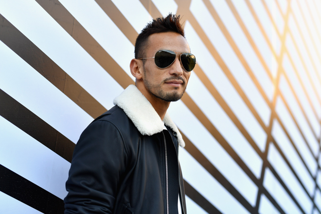 OLD 90s 00s 希少 湘南 ベルマーレ 平塚 中田英寿 ジャケット Amazon.co.jp: 中田英寿 Jカード97 印刷サイン入り ベルマーレ平塚