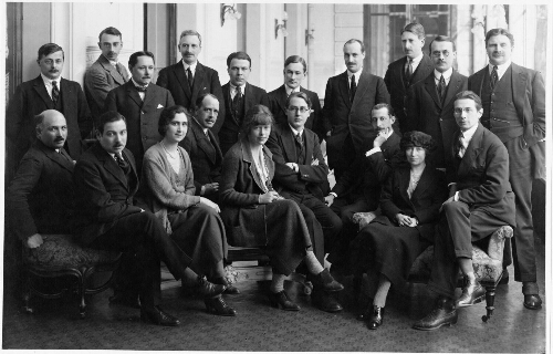 Translation &amp; interpretation are essential tools of multilateralism. #TBT takes us to the Interpretation and Translation Section of the League of Nations in the 1920s.

Today <a href="/UNGeneva/">United Nations Geneva</a> Interpretation Service has 100+ interpreters for the 6 official languages.

#Multilateralism100