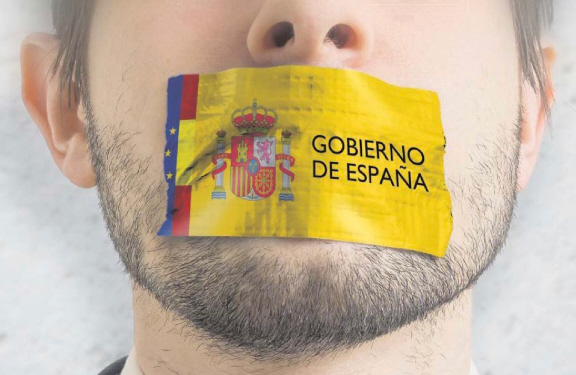 ResisteEspana's tweet photo. El #GobiernoDeEspaña quiere callarnos la boca, que sepan que nos tendrán en frente #GobiernoDeLaCensura #GobiernodelBulo #GobiernoSanchezDimision https://t.co/aGjjRUaHZs