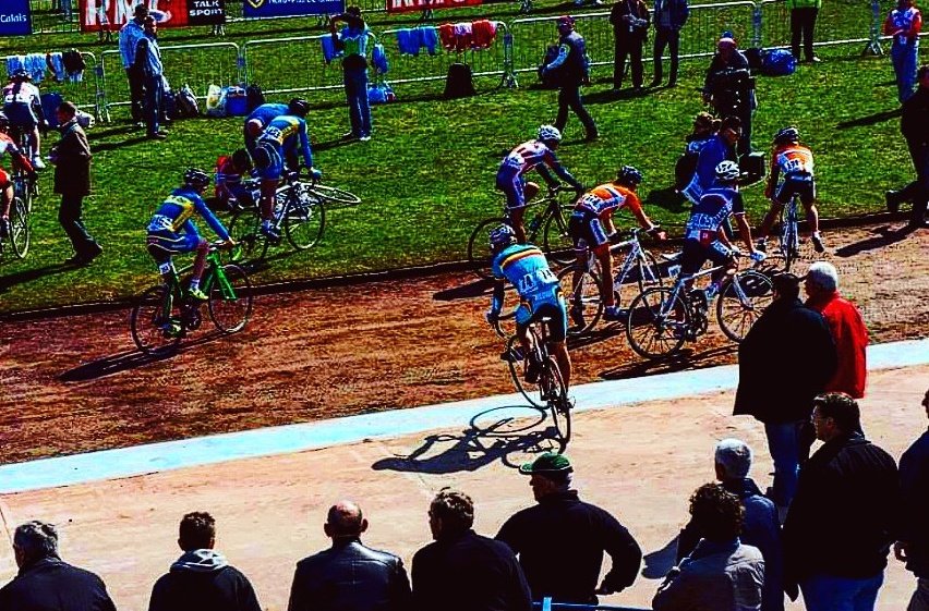#CyclingMemories 

🇫🇷 @Paris_Roubaix J 2013 

🇳🇱 <a href="/KNWU/">KNWU</a> always rode great on cobbles: 8th 🇳🇱 @ELNinootje, 13th 🇳🇱 <a href="/davygunst/">Davy Gunst</a>, 22th 🇳🇱 <a href="/BasTietema/">Bas Tietema</a>, 30th 🇳🇱 <a href="/rickgoeree/">rick goeree</a>, 52th 🇳🇱 Jordy Keldermans, 58th 🇳🇱 <a href="/andrelooij/">André Looij</a>! Great teamwork in sprint on Velodrome!😉💪 

#cycling