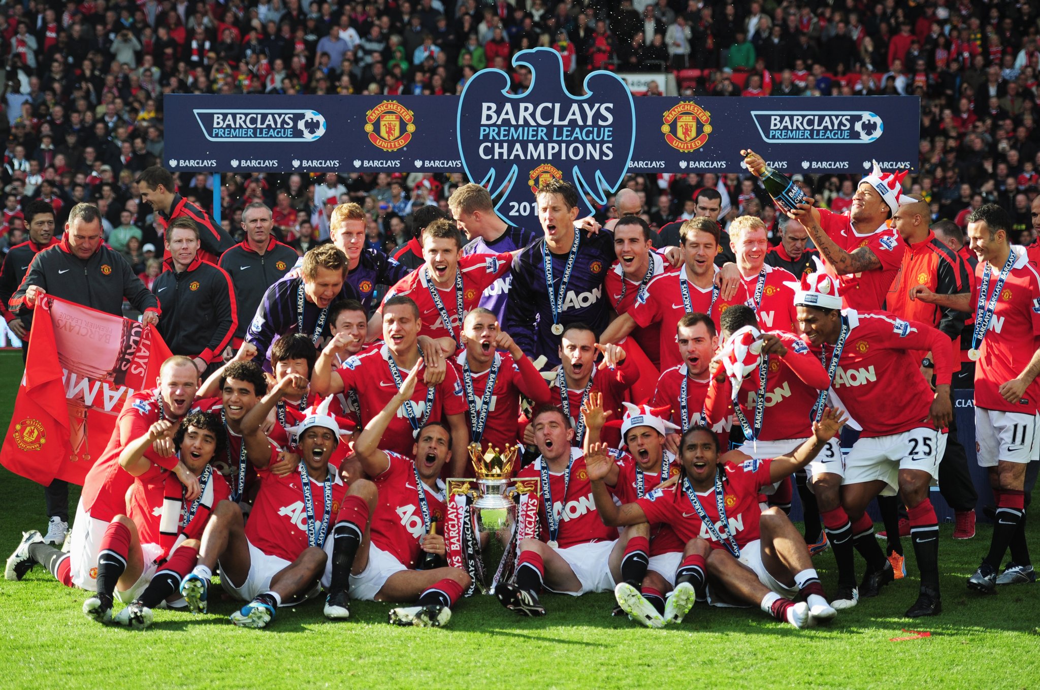 Manchester United Champions 2010/11 Manchester united champions, Manchester united champions league, Manchester united premier league