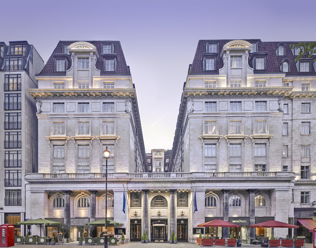 wefindvenues's tweet photo. In our latest Q&amp;A Anders Winum from the @SheratonGrandPL tells us how a VVIP used to take dance lessons in the hotel ballroom... https://t.co/yRTY4hYG7F https://t.co/iOPM0Ez9iY