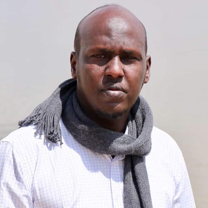 abdullahisom1's tweet photo. Tomorrow 17 April, will be 1 year since the #Somaliland authorities arrested &amp; detained journalist Abdimalik Muse Oldon. @amnesty will be issuing a public statement urging Pres Muse Bihi &amp; his admin to #FreeAbdimalikOldoon. Let us demand justice for Oldon. Journos DM 4 more info. https://t.co/nXLroUVDj3