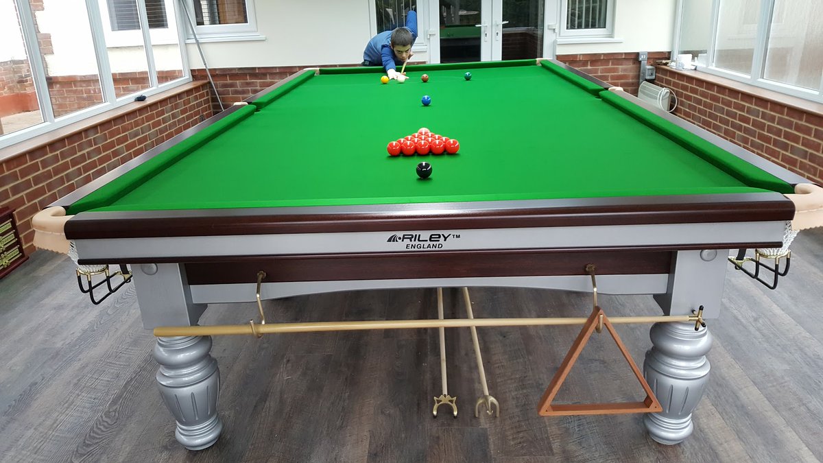 Bradley Cowdrey in Year 13 is completing a 24-hour non-stop snooker challenge on  Saturday 18th April in support of the NHS Charities Together Appeal. A brilliant initiative at this difficult time.  Please support if you can: justgiving.com/fundraising/br…