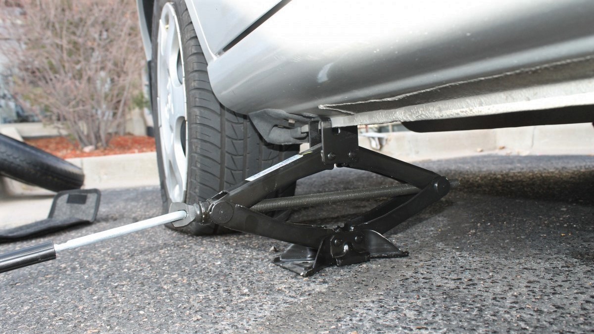 Entra al siguiente artículo y descubre cuánto tiempo puedes circular con la rueda de repuesto y qué deberías tener en cuenta a la hora de conducir con ella.

ow.ly/hMb730qxYPa

#Rueda #Artículo #RuedaDeRepuesto #Conducir