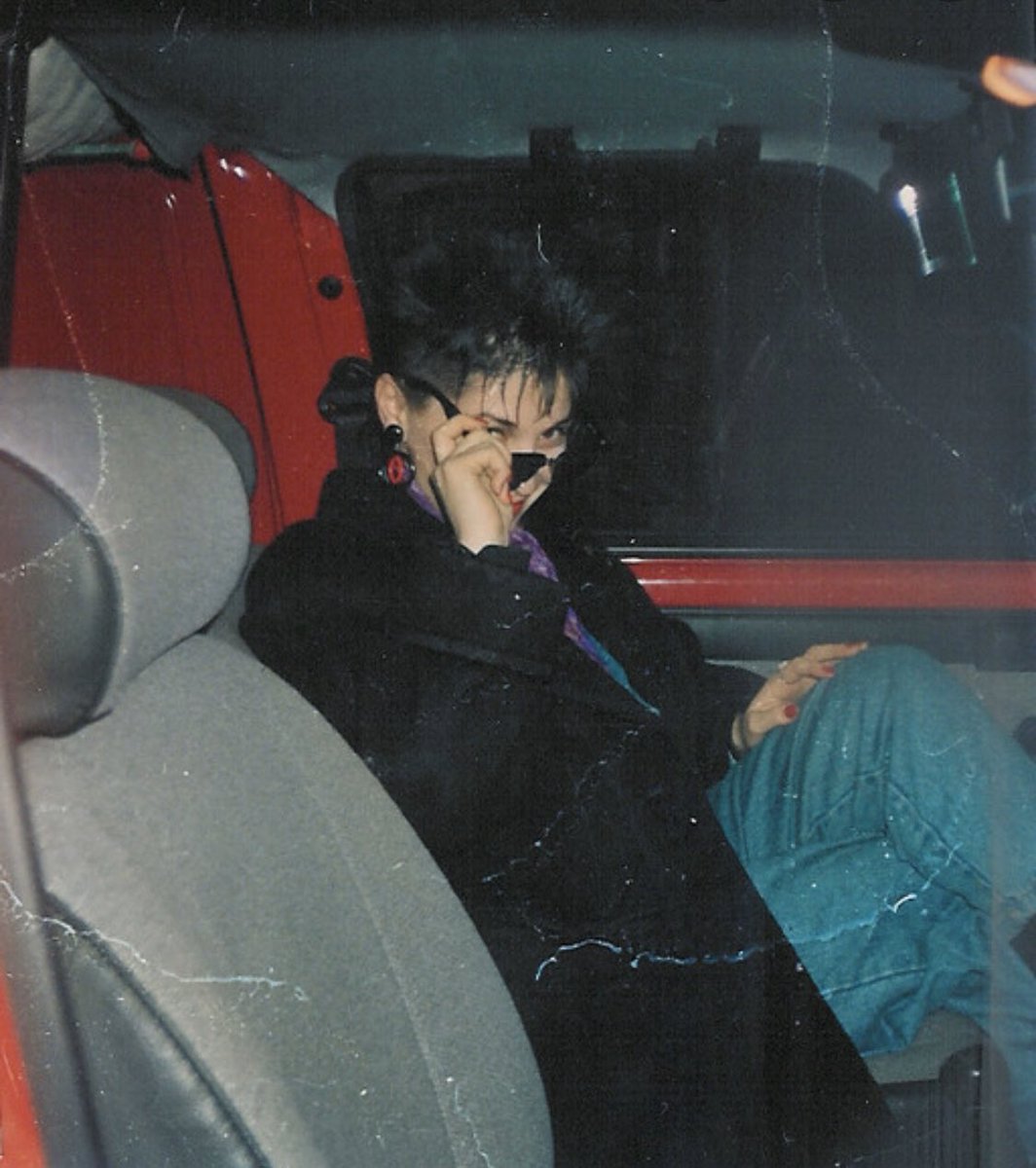 Sad news of untimely demise of #VioletaRexhepagiqi. #Kosovo has a fine music scene but stars of today are sitting on the shoulders of icons of 1970s and 1980s - and few women were more iconic than Violeta.