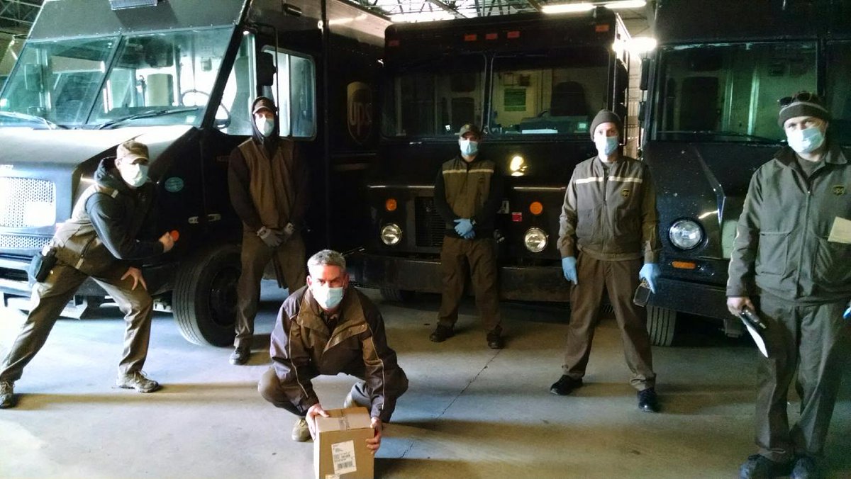 HOFUPS's tweet photo. Kevin Race and the rest of the Utica Safety Gang demonstrate how you can be a safety gang member too.  Great job in the 1350 !!!  Thanks guys...
#safetyfirstNED #NED8keys #homesafe #UPS #SafetyFirst #NED #HOF https://t.co/3NlR5CNieO