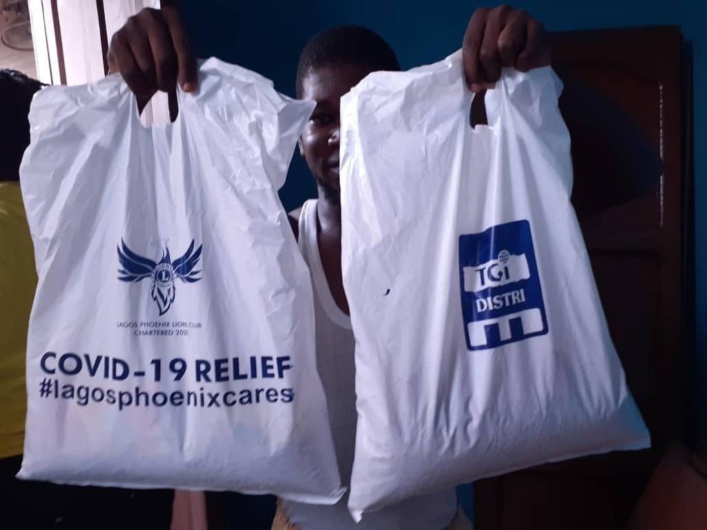 TGIDistri's tweet photo. TGI Distri partners with Lions Club NGO in feeding the vulnerable in locations within Lagos.

We distributed bags of Big Bull Rice, sachets of Terra Cubes, and sachets of Golden Terra Soya Oil to help and cushion the effects of the lockdown.

@Sunil_Sawhney https://t.co/2xCaDVekD3