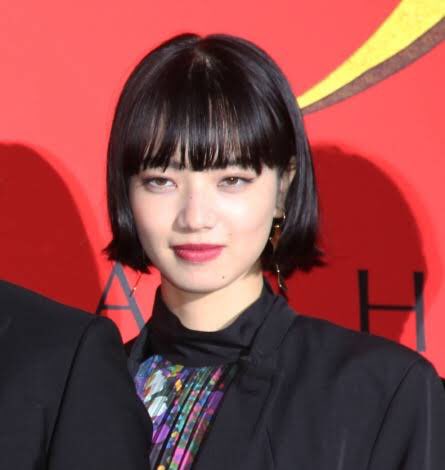 ムリニミエル 第3位 水原希子 アメリカのホームパーティーで外国人の男2人と乱交してる 3人でそれぞれのちんこをしごきあってる 鮮やかに想像出来るのが生えてる証拠 T Co Hydpndgpo3 Twitter