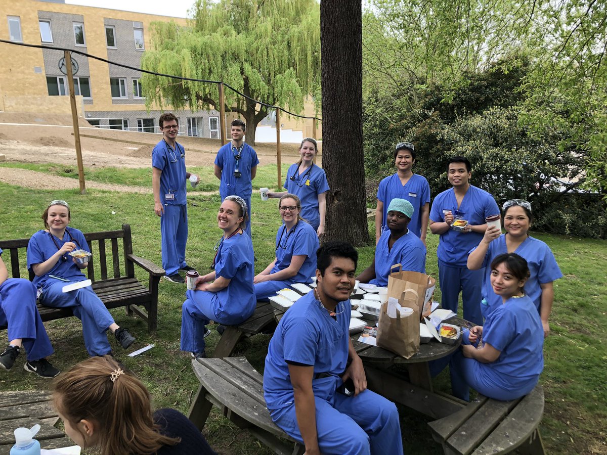 Thank you to the @narenjrestaurant for our lunch today - we are very grateful!
@KingstonHospNHS <a href="/k_fedel/">Karla</a> <a href="/StellaDavey5/">Stella Davey</a> <a href="/lauraglynn85/">Laura Glynn</a> <a href="/EdKhft/">@KHFT_ED</a>