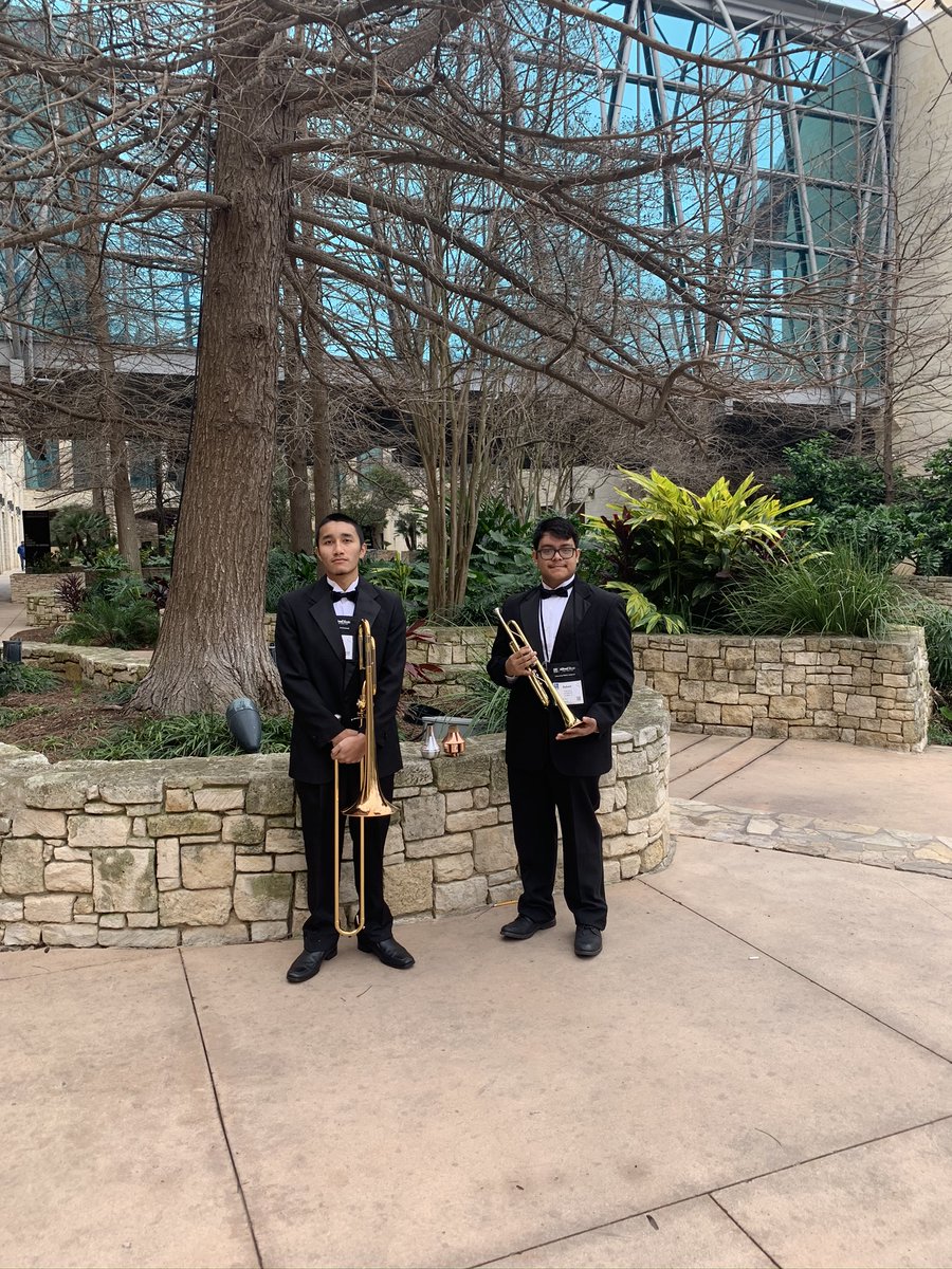LWBullfrogBand's tweet photo. 2019-2020 LWHS Region and All State Band Members!

#BMB19 #LWHS #LWISD https://t.co/nAFIjqrHXM