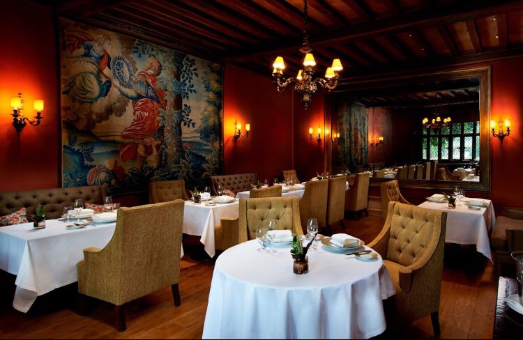 ***NHS &amp; Care Staff Giveaway***
Inspired by the heroism of the wonderful people who make up our NHS and Care Sector, we have decided to run a giveaway each week to show our deepest gratitude for their courage and commitment. Head over to Great Fosters Facebook page to enter!