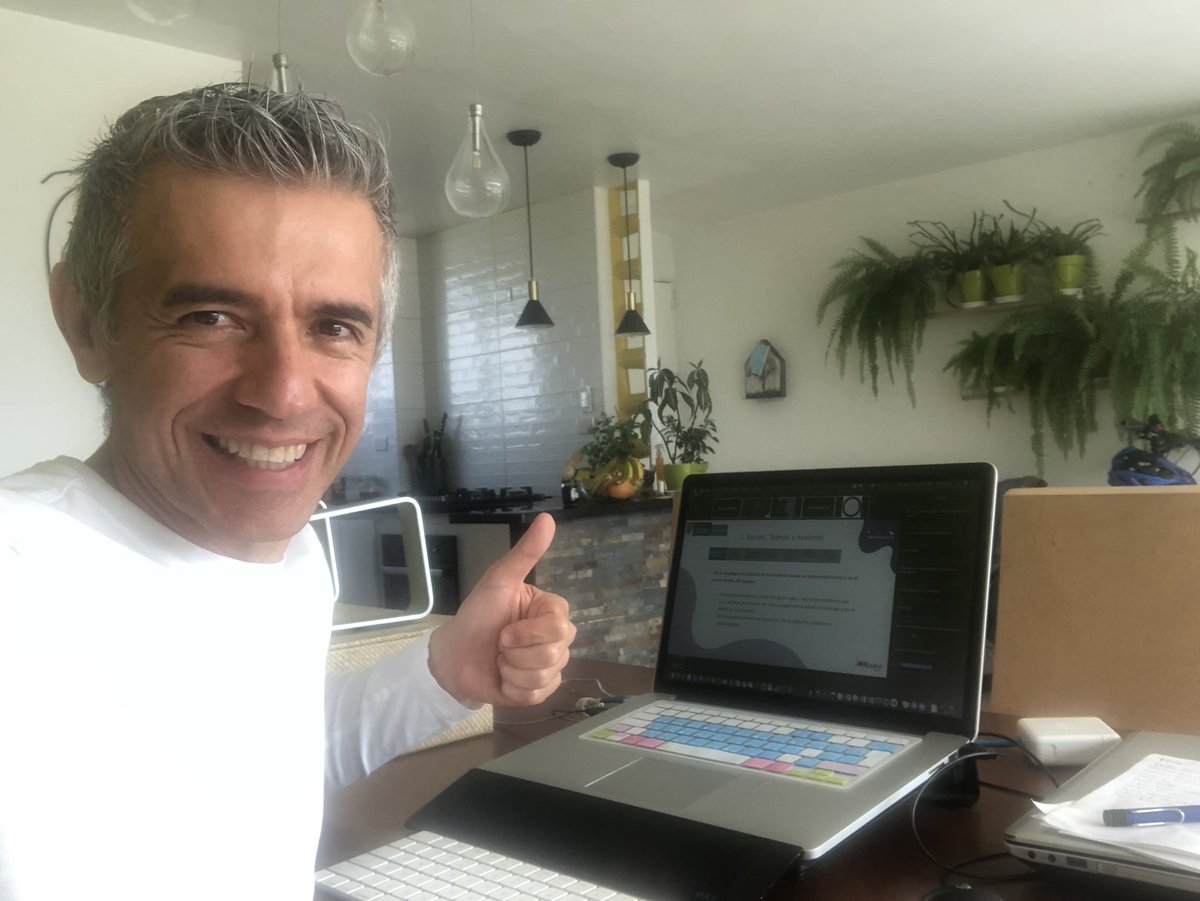 Nelson Mora tweet media
