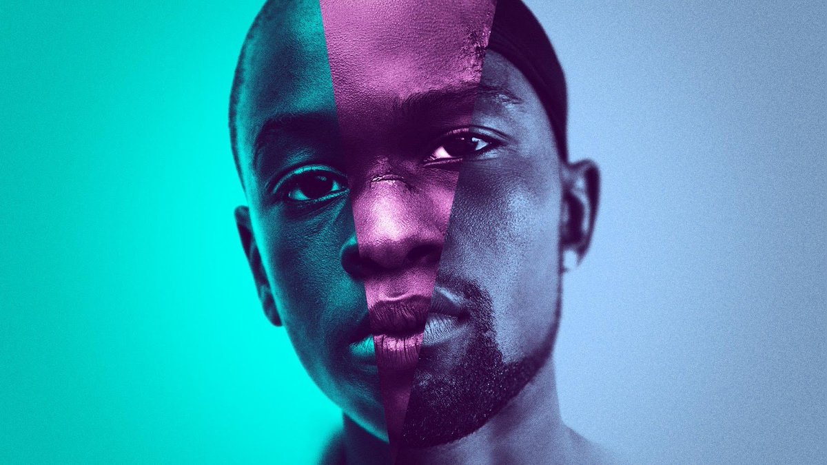 #41 - Moonlight de Barry Jenkins (2016)Chiron, un jeune afro-américain issu d'un quartier pauvre est constamment harcelé à cause de son homosexualité. Un film touchant, beau et sensible sur la difficulté pour un Noir homosexuel de "s'affirmer dans un ghetto de Miami"