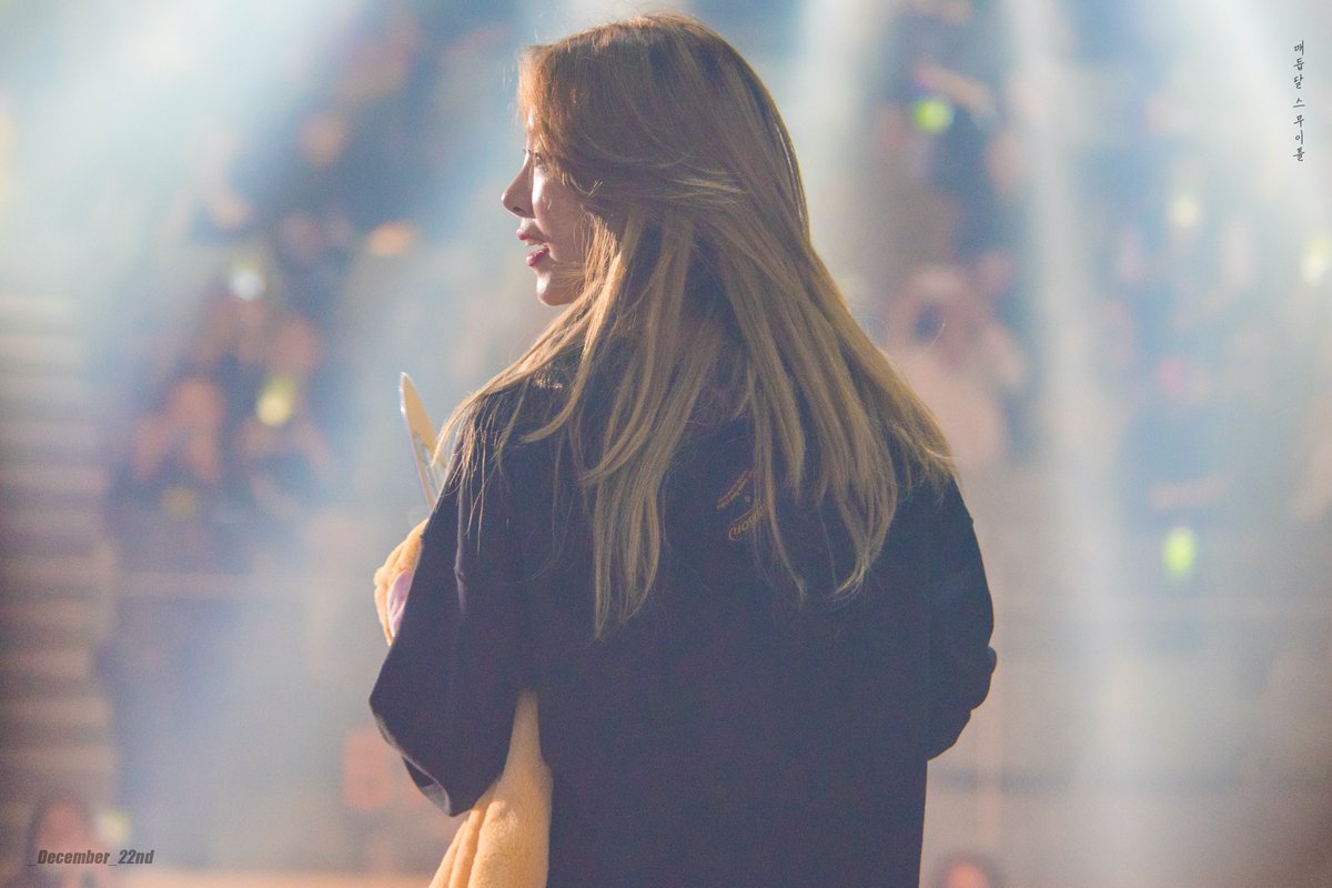 _December_22nd's tweet photo. 너는 내게 아름답지 않은 날이 없었다. 

- 수정글 

❤️HAPPY BIRTHDAY WHEEIN ❤️🌺

#MAMAMOO #WHEEIN
#하_생일걸_휘인아_생일축하해
#ArtistWheeinDay https://t.co/p7cYQYwhr5
