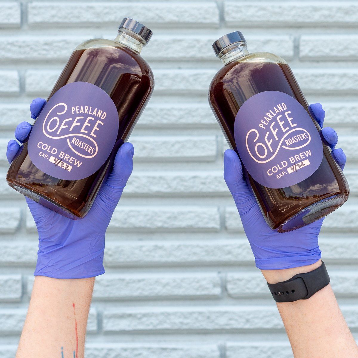 pearlandcoffee's tweet photo. We are now selling cold brew by the bottle! 32oz for $10, featuring our Ethiopia roast which is also available for whole bean purchase! https://t.co/evdDwOyTC6
