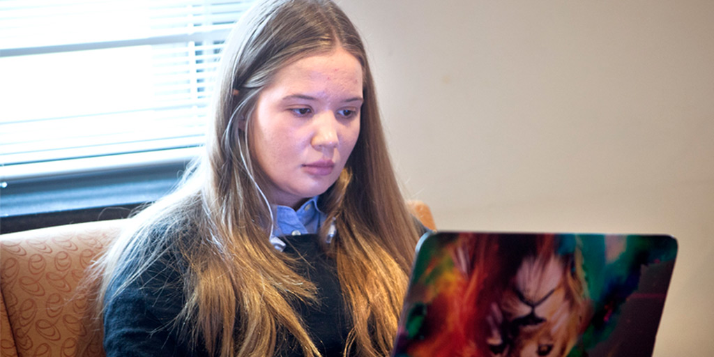 NOVAcommcollege's tweet image. JumpStart your summer! 

Rising seniors through graduating seniors can earn college credit by taking up to two online courses that will run from June 1 to July 15. 

Welcome future #NOVANighthawks! #BoldlyNOVA #StudentSuccess

bit.ly/2wIzLbK